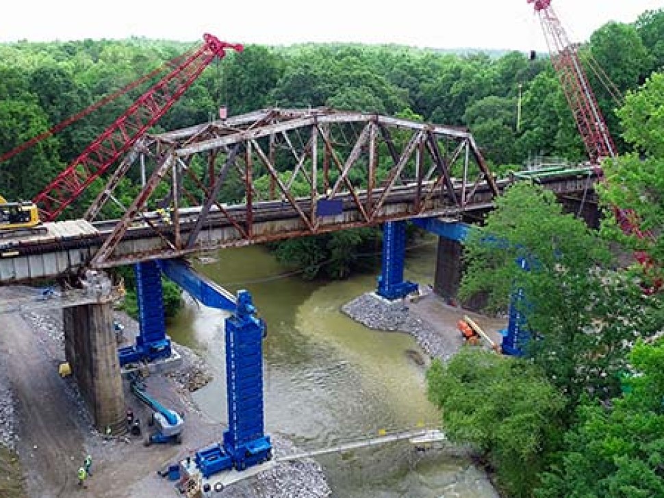 BRIDGE JS750_Bridge_Rail_Deck_Elvira_app_03 600